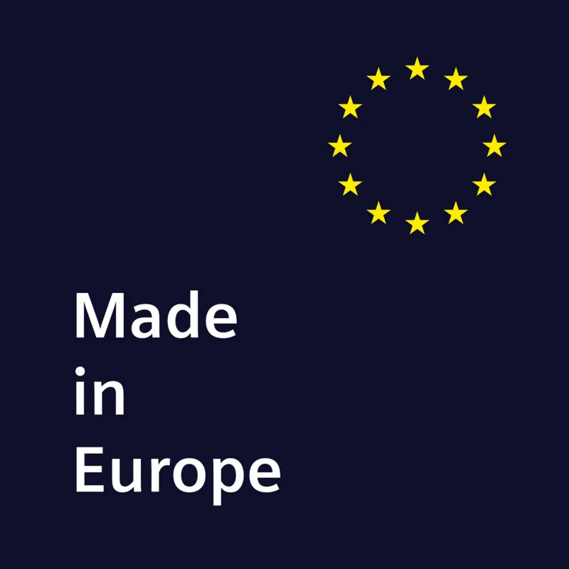 Made in Europe, europäischer flaggenkreis, dunkler blauer hintergrund, weißer text, sterne kreis